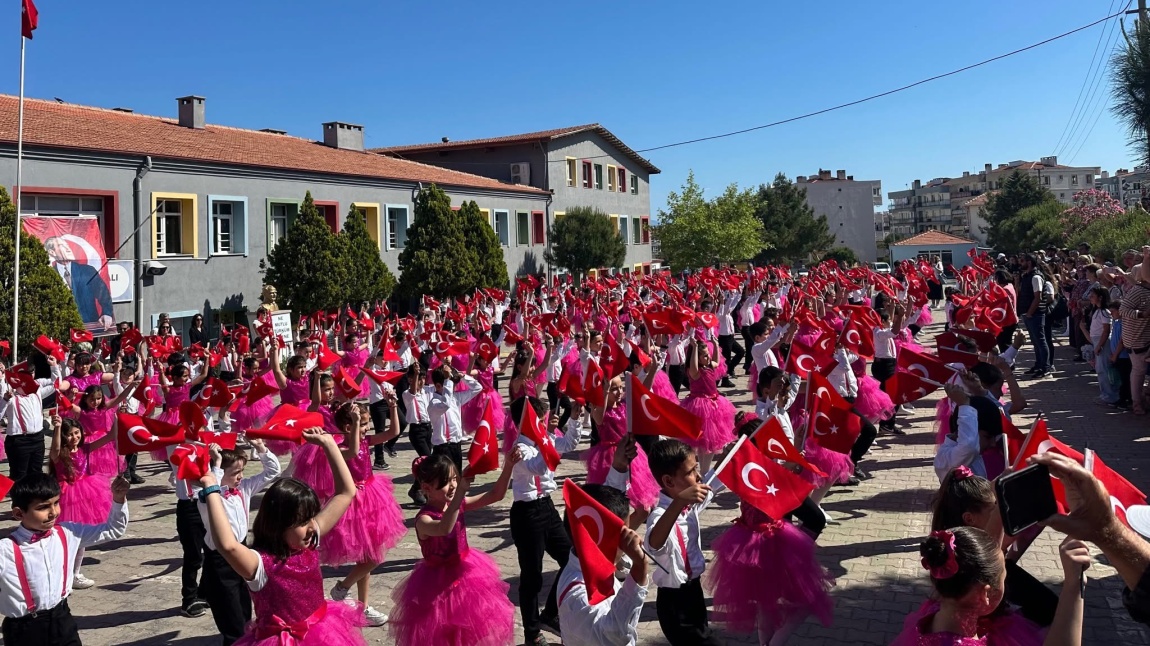 19 MAYIS ATATÜRK'Ü ANMA GENÇLİK VE SPOR BAYRAMI TÖRENİ